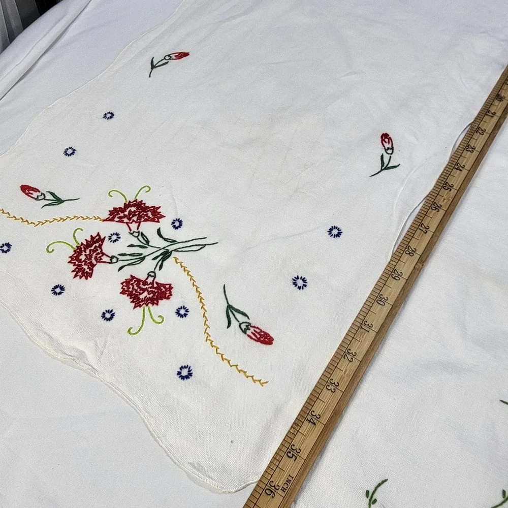 Vintage Hand Embroidered Table Runner Set 3pc Floral Calla Lily Carnation 36in